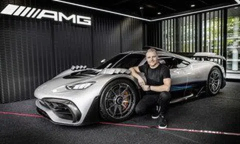 Mercedes ngừng đầu tư vào công nghệ plug-in hybrid để giảm chi phí