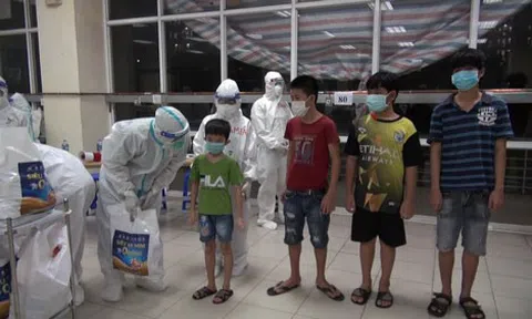 Đêm hội Trung thu ở bệnh viện dã chiến