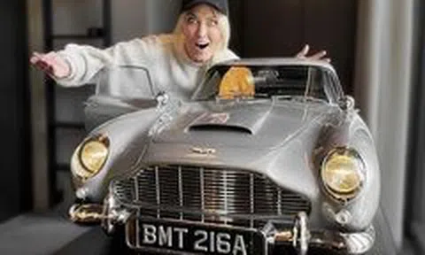 Chiếc ô tô đồ chơi Aston Martin DB5 đắt nhất thế giới