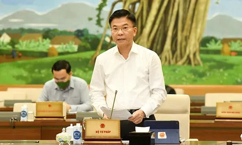 Ưu tiên xây dựng luật nhằm tạo môi trường thuận lợi cho đầu tư, kinh doanh