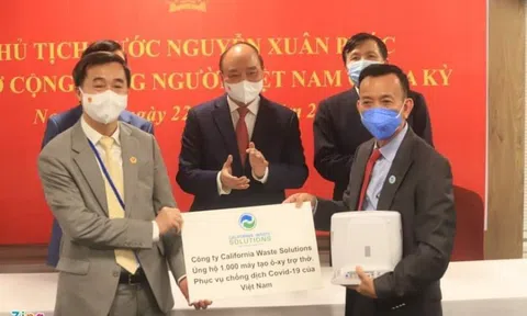 Ông David Dương tặng 1.000 máy trợ thở cho Việt Nam