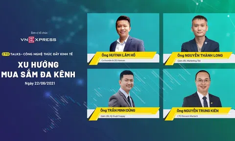 Nông dân livestream bán sầu riêng trên sàn thương mại điện tử