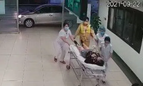 Nữ tài xế đột ngột đau tim trên cao tốc, thò tay qua cửa xe cầu cứuicon