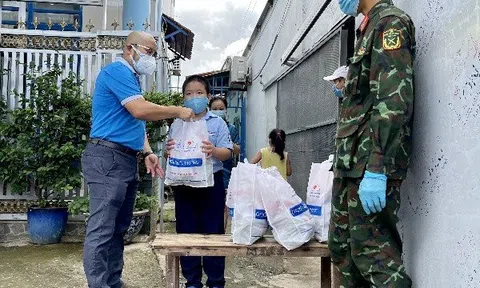 Cần nhanh chóng hỗ trợ trẻ em gặp khó khăn bởi đại dịch