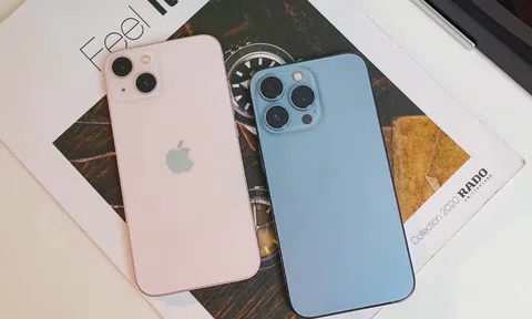 Loạn giá iPhone 13 xách tay