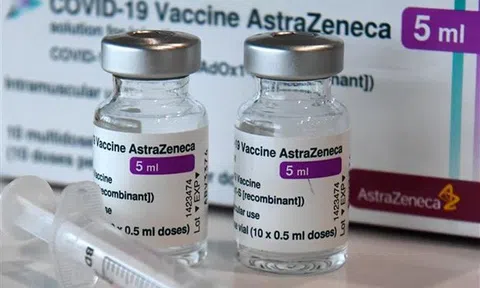 Thêm 1,3 triệu liều vaccine AstraZeneca về đến Việt Nam