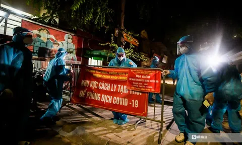 Dỡ phong tỏa ổ dịch lớn nhất Hà Nội
