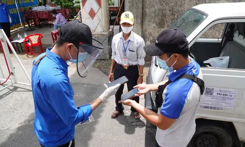 Từ 30/9: Đà Nẵng mở lại hoạt động tắm biển, cơ sở lưu trú...