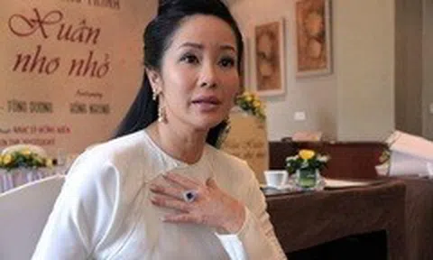 Diva Hồng Nhung nặng trĩu tâm sự