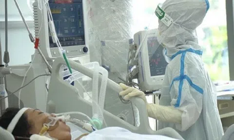 Sáng 30/9: Gần 7.000 ca Covid-19 nặng đang điều trị