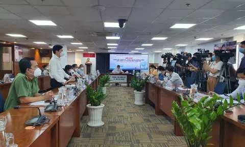 TP HCM trân trọng mời người dân ở lại để đóng góp cho TP