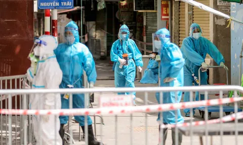 Đi công tác 1 tuần về, tới bệnh viện xét nghiệm phát hiện mắc Covid-19