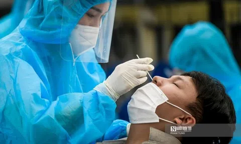 Hà Nội phát hiện 7 ca mắc cộng đồng: Chuyên gia cảnh báo điều gì?