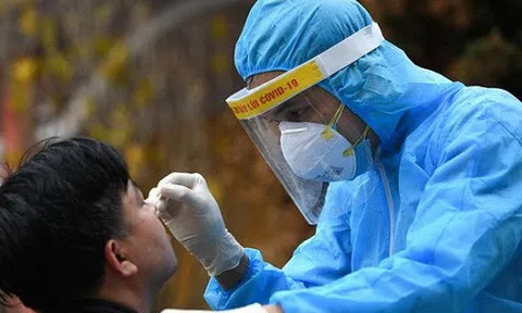 Hà Nội phát hiện 5 ca COVID-19 chưa rõ nguồn lây, trong đó 3 ca ở khách sạn lớn