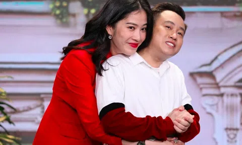 Nam Em bị tố 'cưỡng hôn' bạn diễn trên sóng truyền hình