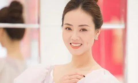 Vợ NSND Công Lý đăng ảnh đẹp kèm triết lý về cuộc sống