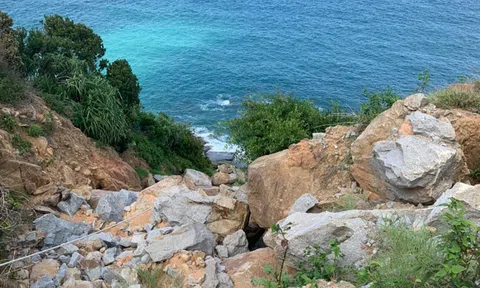 Cụ ông 69 tuổi câu mực tại bán đảo Sơn Trà bị sóng biển đánh trôi mất tích