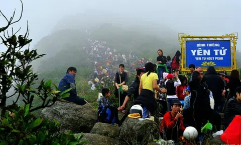 Quảng Ninh sẽ đón khách du lịch ngoại tỉnh từ tháng 11