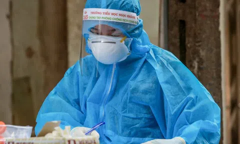 Phát hiện nam nhân viên y tế mắc Covid-19