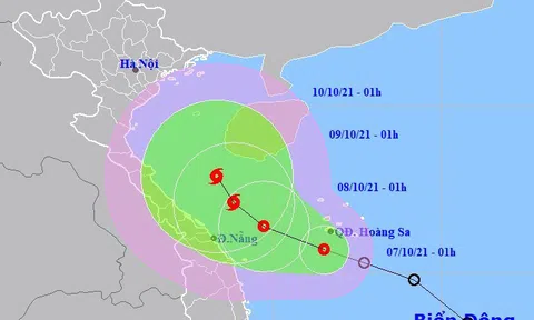 Áp thấp nhiệt đới khả năng mạnh lên thành bão, gây mưa tới 400 mm ở miền Trung