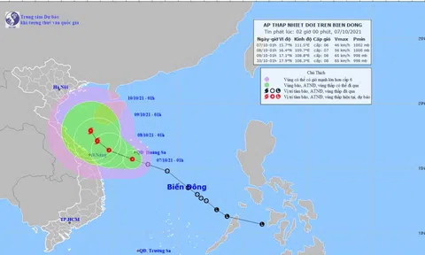 Áp thấp nhiệt đới đi dọc bờ biển Quảng Ngãi - Quảng Trị, có thể mạnh thành bão