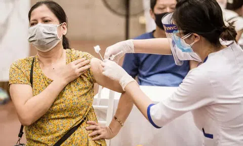 Bộ Y tế: Vắc-xin Covid-19 sắp về nhiều