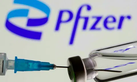 Hơn 600.000 liều vắc-xin Pfizer từ Mỹ về Việt Nam