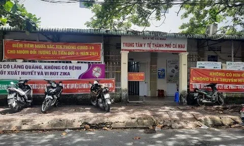 Cà Mau bổ sung một số đối tượng được ưu tiên tiêm vắc-xin