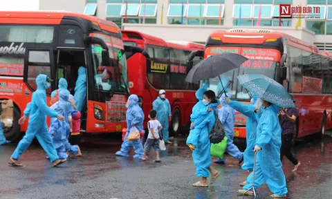 Bảo đảm an toàn cho người dân đang về quê trong điều kiện mưa bão