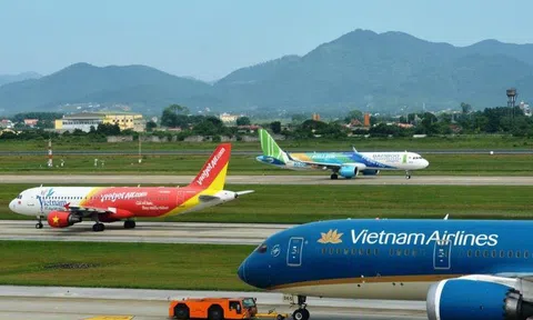 Thủ tướng yêu cầu các địa phương thực hiện nghiêm mở lại đường bay nội địa