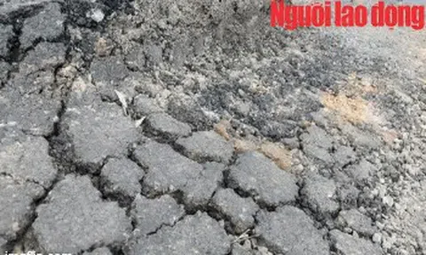 CLIP: Đường liên xã chưa bàn giao đã... te tua!