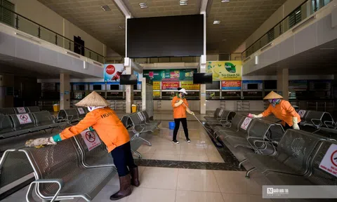 Hà Nội: Bến xe khách tất bật chuẩn bị hoạt động trở lại