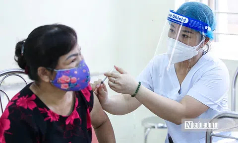 Bộ Y tế đề nghị Tp.HCM làm rõ việc thu phí tiêm vắc-xin Covid-19