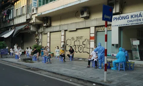 Phát hiện thêm 11 ca Covid-19 liên quan đến ổ dịch phức tạp tại Bệnh viện Việt Đức