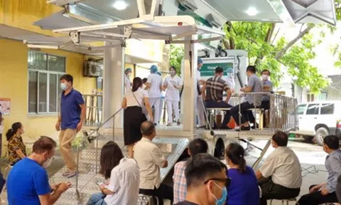 Lãnh đạo quận, huyện ở Hải Phòng chịu trách nhiệm nếu chậm tiêm vắc-xin