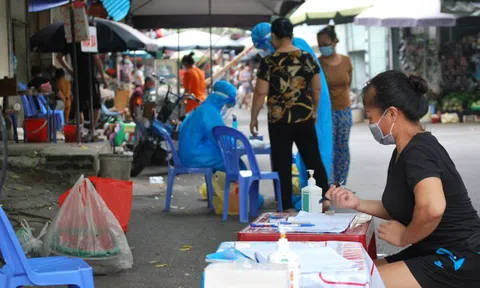 Phát hiện 10 người từ TP HCM, Đồng Nai, Tây Ninh về Hà Nội mắc Covid-19