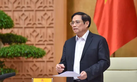 Thủ tướng: Việc điều trị rất quan trọng khi mở cửa trở lại nền kinh tế