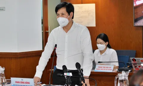 TP HCM: Hơn 2,5 triệu người chưa nhận gói hỗ trợ