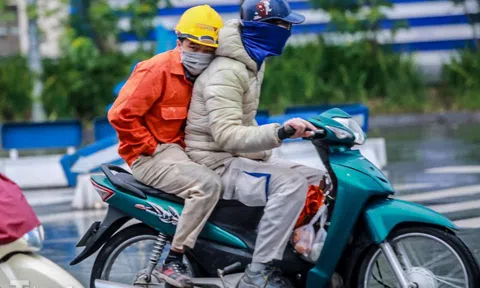 Trời trở rét dưới 20 độ, người Hà Nội 'run run' trong cái lạnh đầu mùa