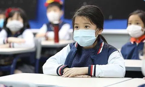 Bộ GDĐT: Cho học sinh đi học trực tiếp ở những nơi kiểm soát được dịch
