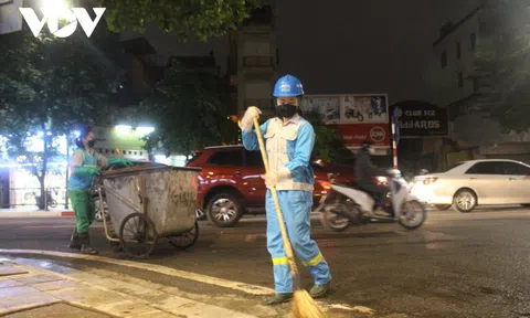 Những người phụ nữ làm đẹp đường phố