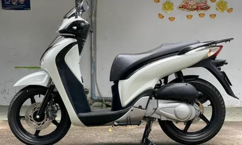 Honda SH Ý xài gần 10 năm, bán giá 'trên mây' tại Việt Nam