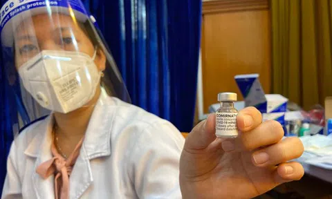 Tiêm vắc-xin Covid-19 cho học sinh cả nước