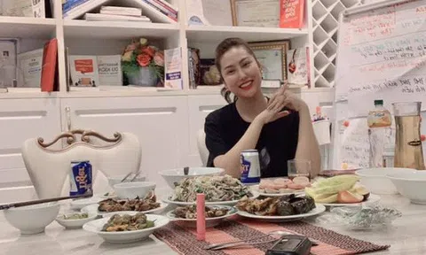 Phi Thanh Vân: Những lúc nhớ bố mẹ, lại nhìn lên trời và nói chuyện