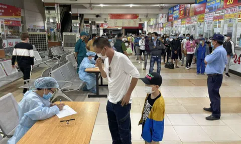 KHẨN: Tìm người đi xe khách xuất phát từ bến xe Miền Đông