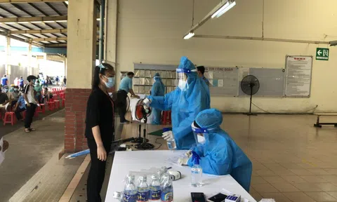 Bình Dương tiêm vắc-xin Covid-19 cho trẻ 15-17 tuổi từ ngày 31-10