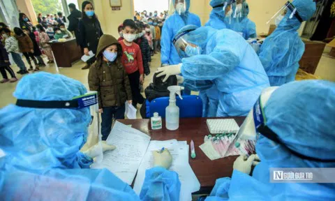 Khi nào Hà Nội tiêm vắc-xin phòng Covid-19 cho trẻ em?