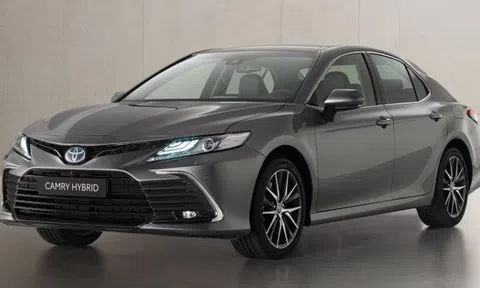 Toyota Camry 2022 bỏ động cơ 2.0L