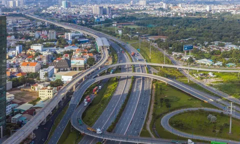 Cấp bách tìm vốn cho hạ tầng giao thông