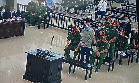 Luật sư: Ông Nguyễn Duy Linh bị bệnh tim, có thể biến chứng nặng